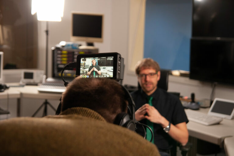 Hinter den Kulissen von 2 Minuten Wissen